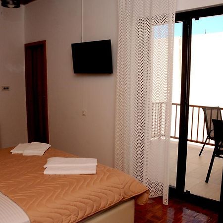 Guest House Smajlaga Ulcinj Ngoại thất bức ảnh