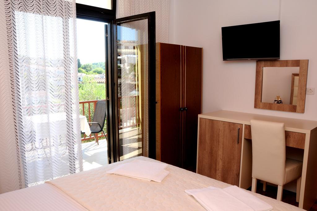Guest House Smajlaga Ulcinj Ngoại thất bức ảnh