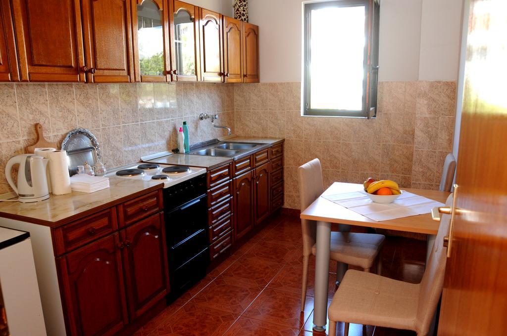 Guest House Smajlaga Ulcinj Ngoại thất bức ảnh