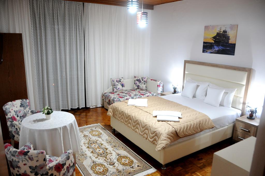 Guest House Smajlaga Ulcinj Ngoại thất bức ảnh